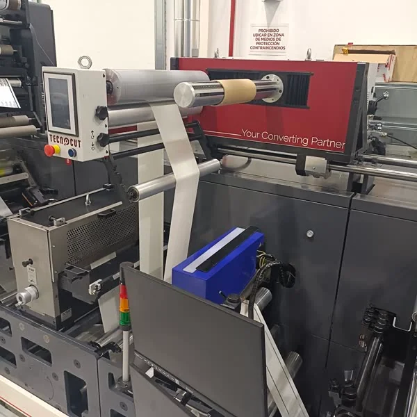 Desmasystem on a finishing line