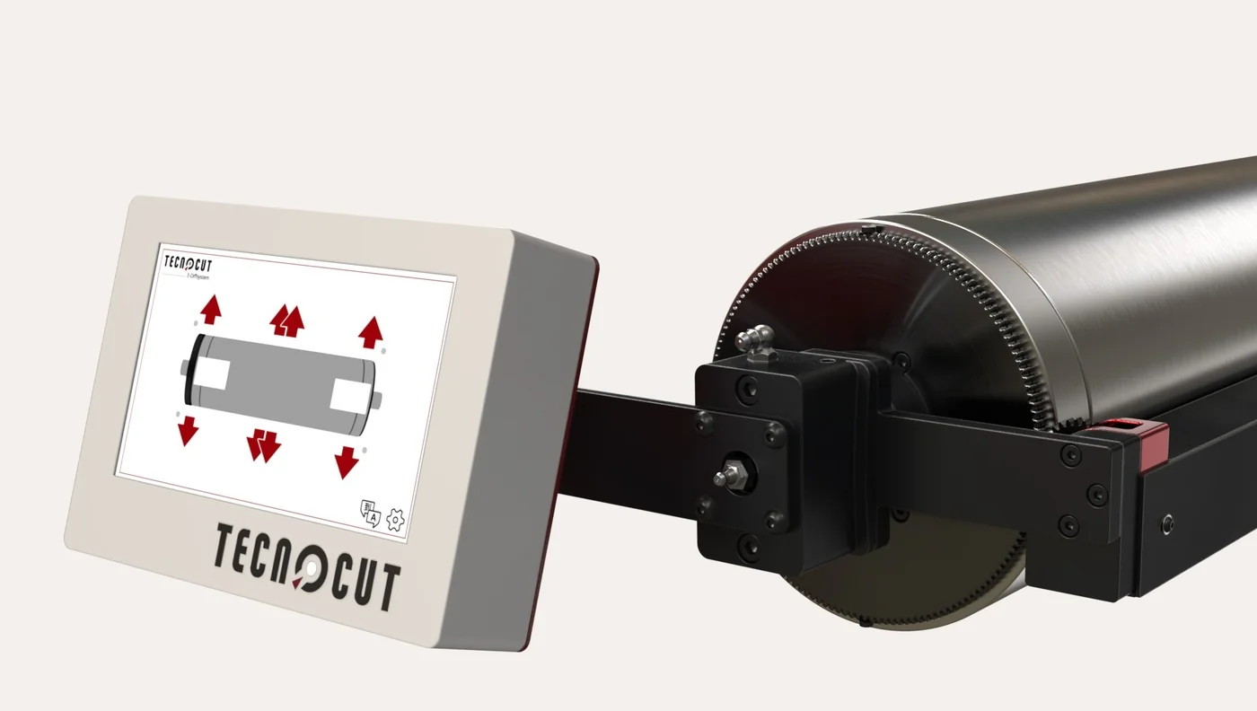 E-Diffsystem: the roll with its drive unit and the touchscreen control panel