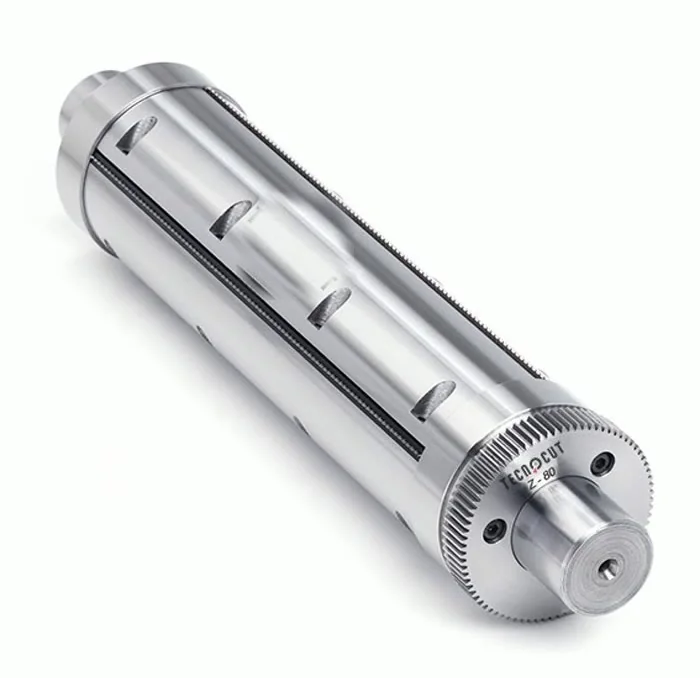 Tecnocut sheeter: blade-holder cylinder with the blades fitted